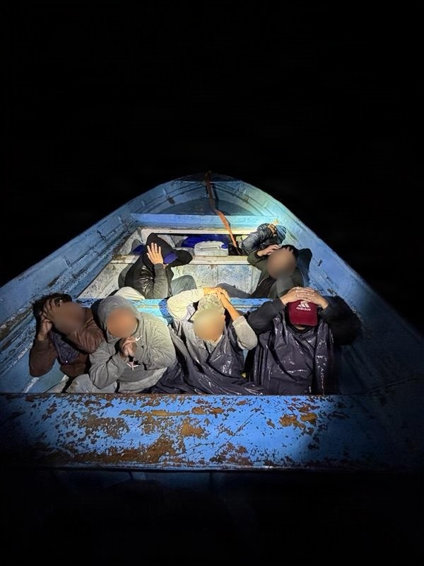 Coast Guard interdicts 14 aliens near Point Loma