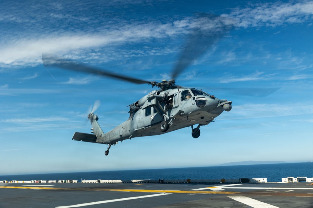 11th MEU Sailors Conduct En Route Care Training Aboard USS Boxer