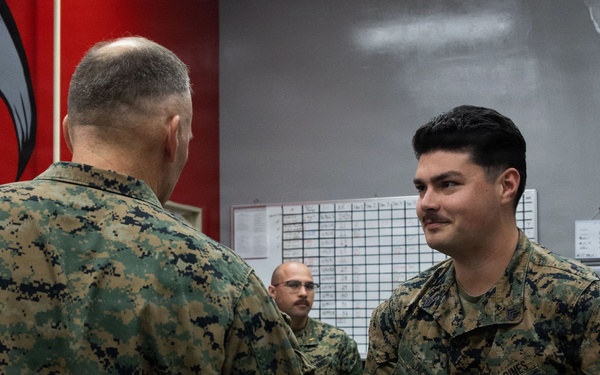 Lt. Gen. Austin visits MAG-12 Marines