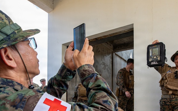 US Navy Medical Personnel Train Thai  Navy Medical Personnel During Cobra Gold 2026