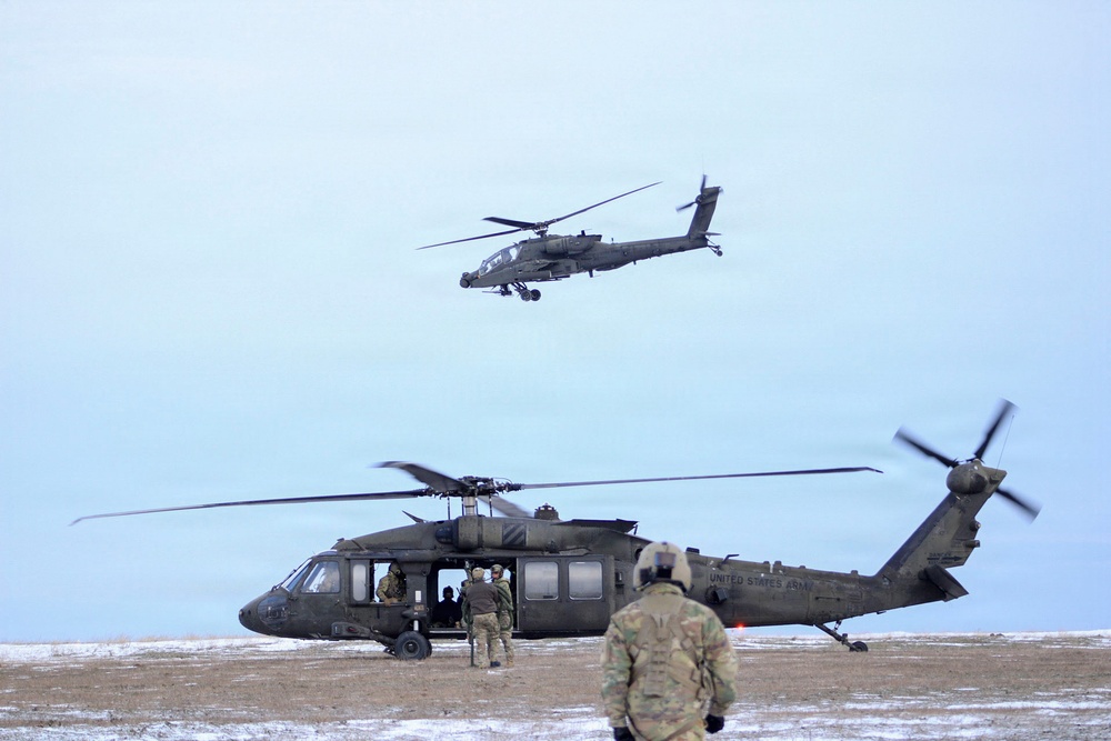 Joint Company Blavens, Task Force Brawler conduct FRIES training with Navy Special Warfare