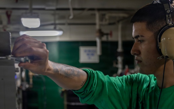 USS Abraham Lincoln supports Operation Epic Fury