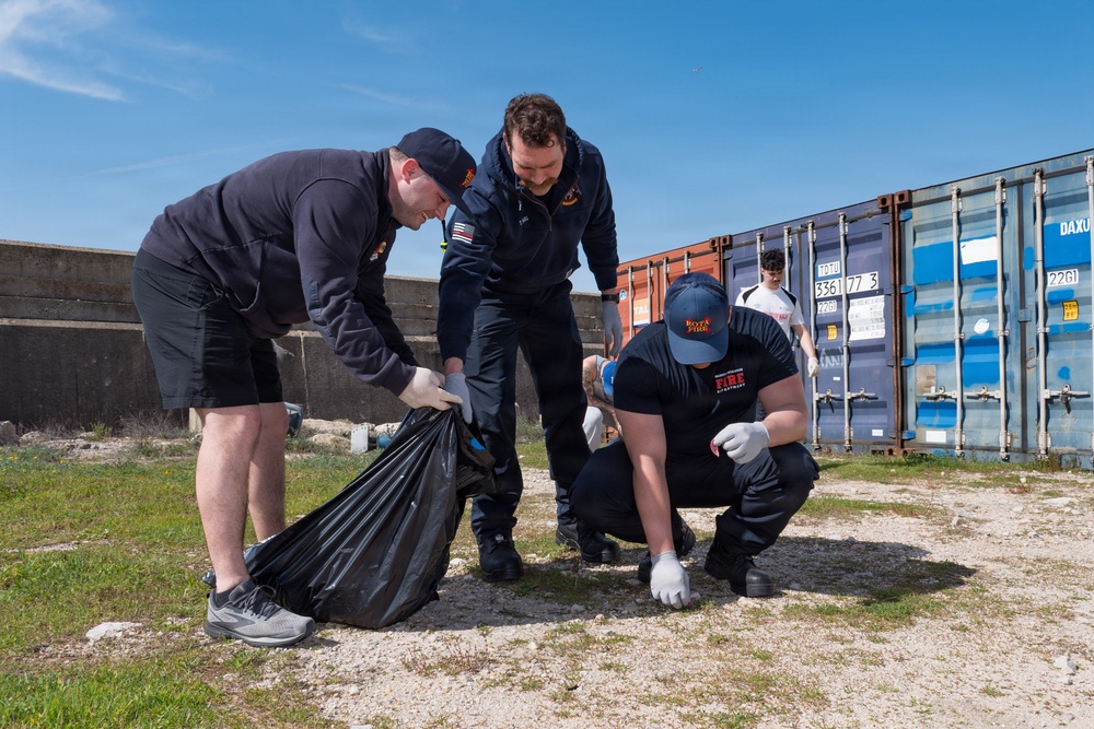 NAVSTA Rota Personnel Conduct Pier Cleanup