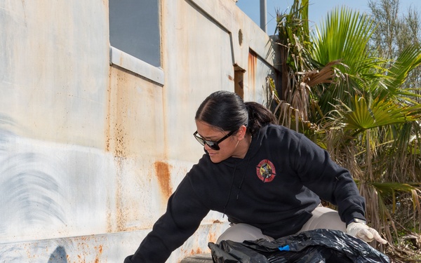 NAVSTA Rota Personnel Conduct Pier Cleanup