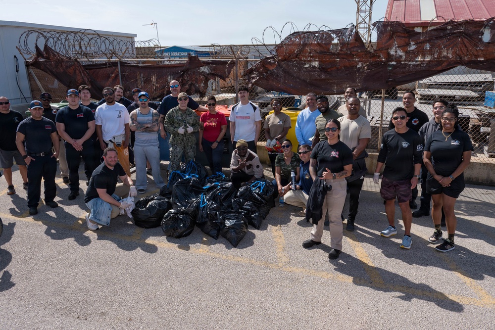 NAVSTA Rota Personnel Conduct Pier Cleanup