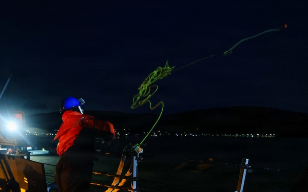 USS Paul Ignatius (DDG 117) pulls into His Majesty’s Naval Base Clyde, Scotland