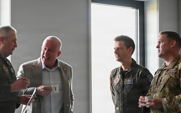 U.S. Ambassador to Belgium visits KB