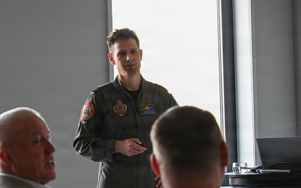 U.S. Ambassador to Belgium visits KB