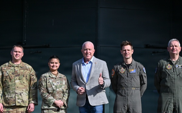 U.S. Ambassador to Belgium visits KB