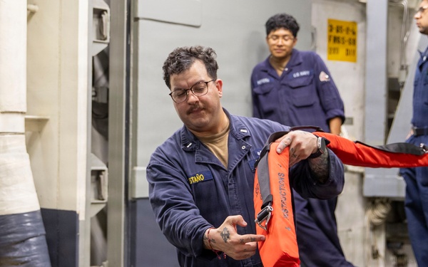 USS Tripoli Conducts Shipboard Recovery Training