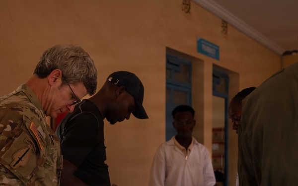 Healing hands, stronger bonds: US, Kenya teams provide care during Justified Accord 2026