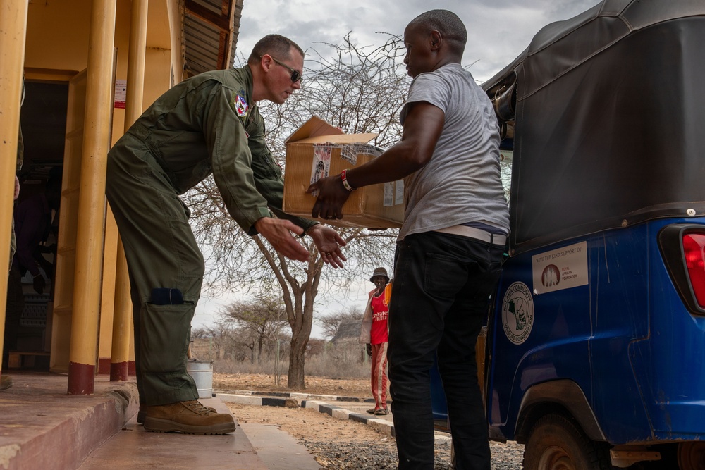 Healing hands, stronger bonds: US, Kenya teams provide care during Justified Accord 2026