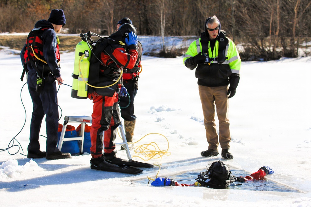 Fort McCoy’s DES Fire Department dive team brings added capability for technical rescue, more