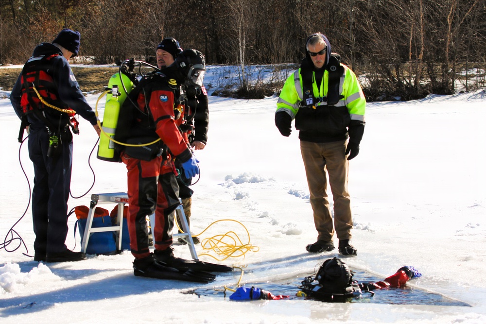 Fort McCoy’s DES Fire Department dive team brings added capability for technical rescue, more