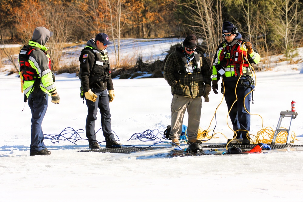 Fort McCoy’s DES Fire Department dive team brings added capability for technical rescue, more