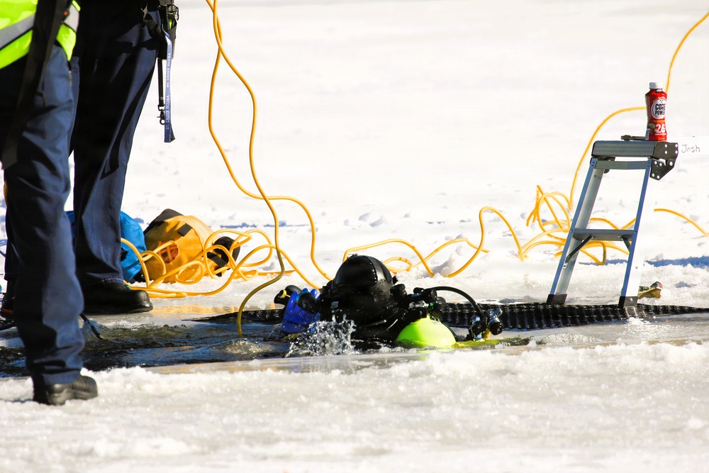 Fort McCoy’s DES Fire Department dive team brings added capability for technical rescue, more