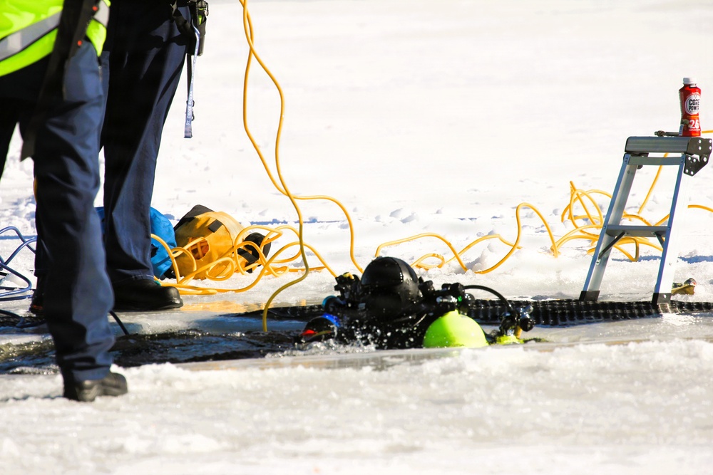 Fort McCoy’s DES Fire Department dive team brings added capability for technical rescue, more