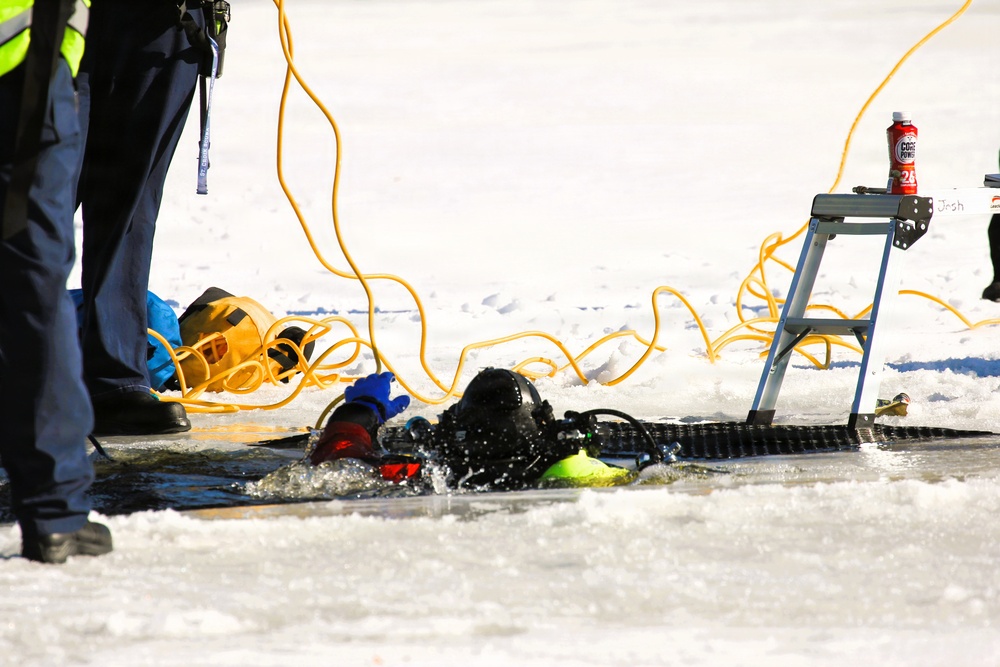 Fort McCoy’s DES Fire Department dive team brings added capability for technical rescue, more