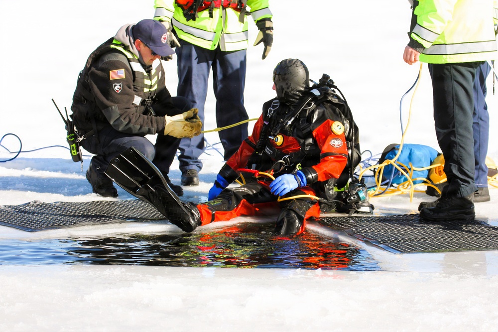 Fort McCoy’s DES Fire Department dive team brings added capability for technical rescue, more