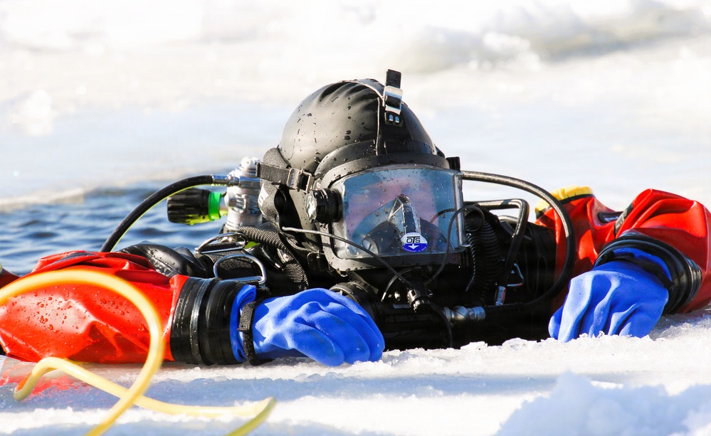 Fort McCoy’s DES Fire Department dive team brings added capability for technical rescue, more