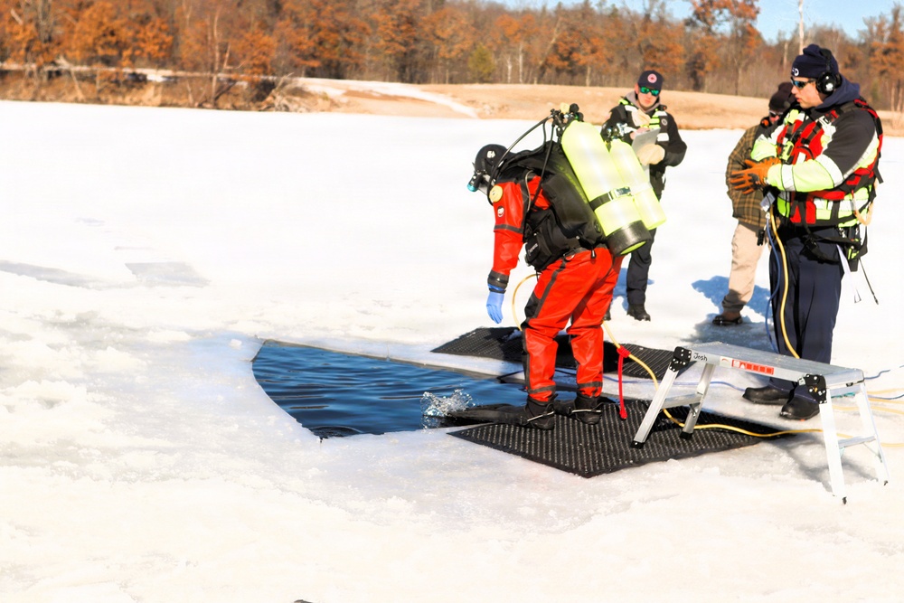 Fort McCoy’s DES Fire Department dive team brings added capability for technical rescue, more