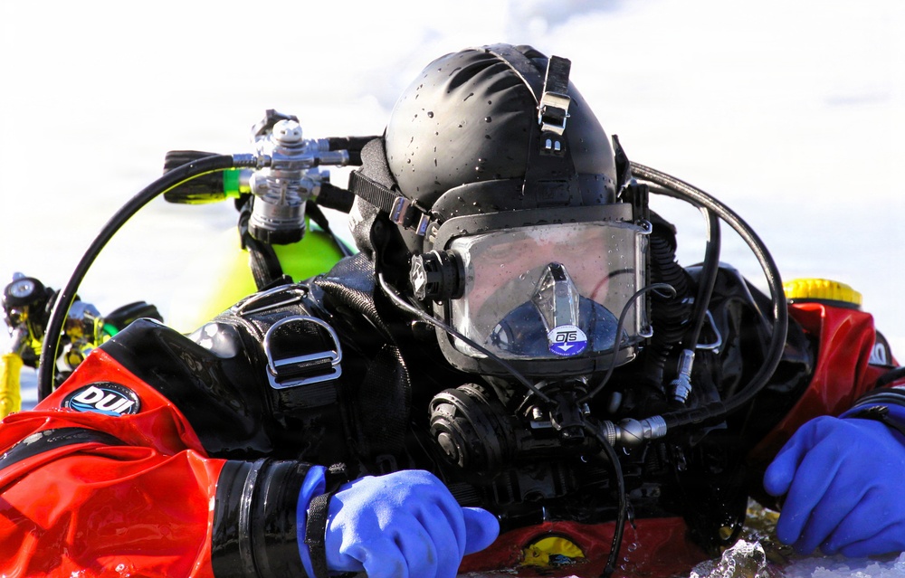 Fort McCoy’s DES Fire Department dive team brings added capability for technical rescue, more