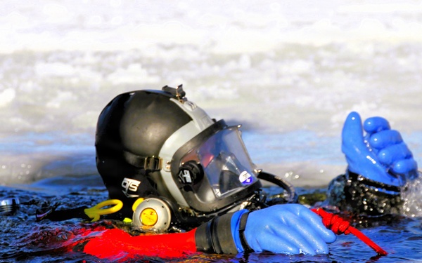 Fort McCoy’s DES Fire Department dive team brings added capability for technical rescue, more