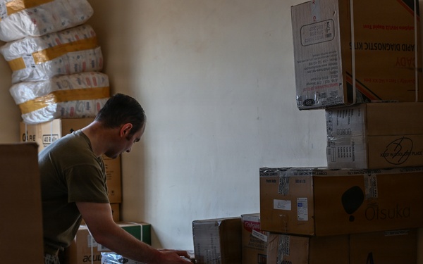 Healing Hands, Stronger Bonds: US, Kenyan teams provide care during exercise Justified Accord 2026