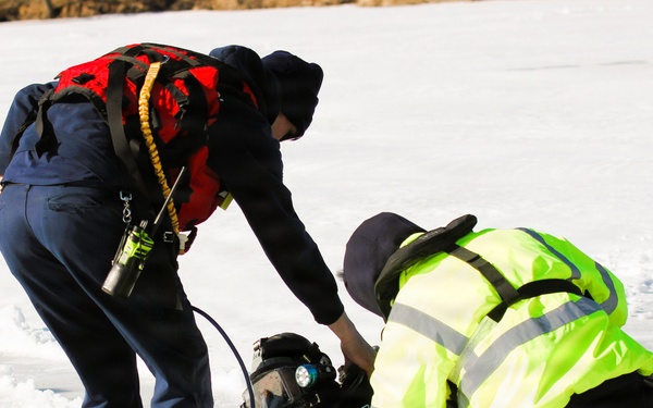 Fort McCoy’s DES Fire Department dive team brings added capability for technical rescue, more