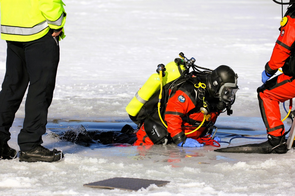 Fort McCoy’s DES Fire Department dive team brings added capability for technical rescue, more