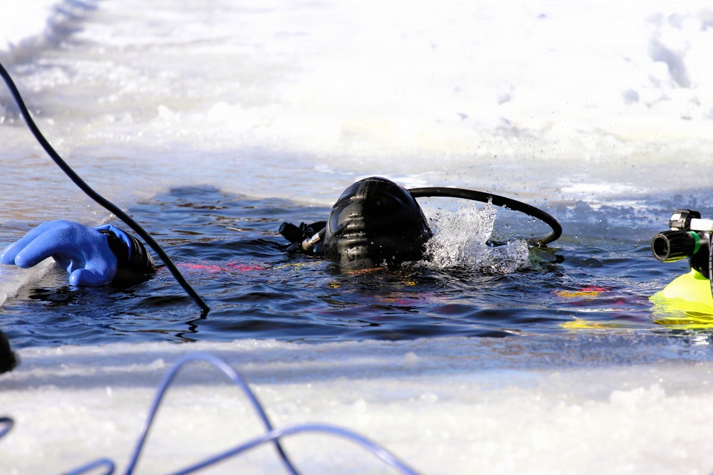 Fort McCoy’s DES Fire Department dive team brings added capability for technical rescue, more