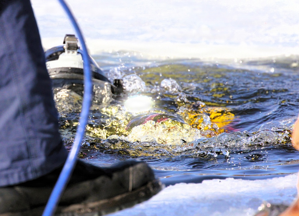 Fort McCoy’s DES Fire Department dive team brings added capability for technical rescue, more