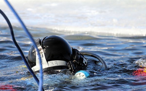Fort McCoy’s DES Fire Department dive team brings added capability for technical rescue, more