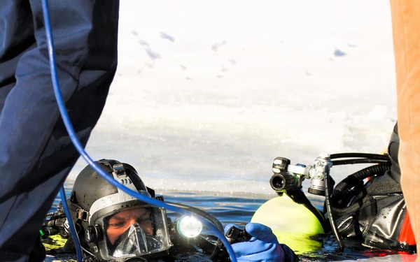 Fort McCoy’s DES Fire Department dive team brings added capability for technical rescue, more