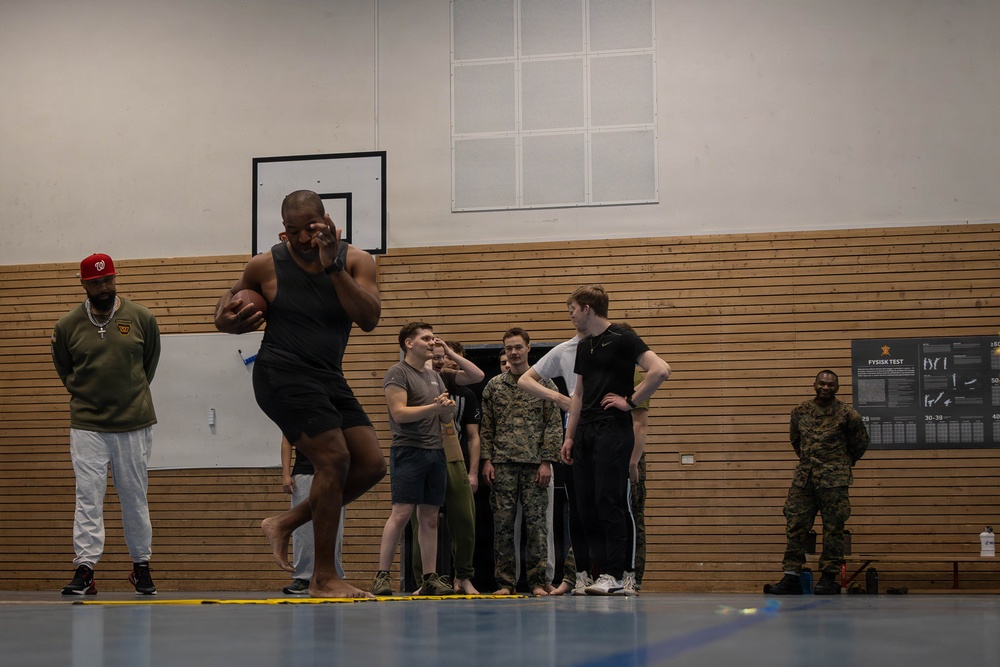 CORE26 | Washington Commanders, U.S. Marines, and Norwegian Troops Team Up for Workout in the Arctic