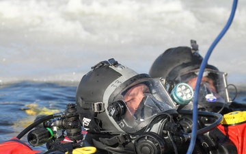 Fort McCoy’s DES Fire Department dive team brings added capability for technical rescue, more