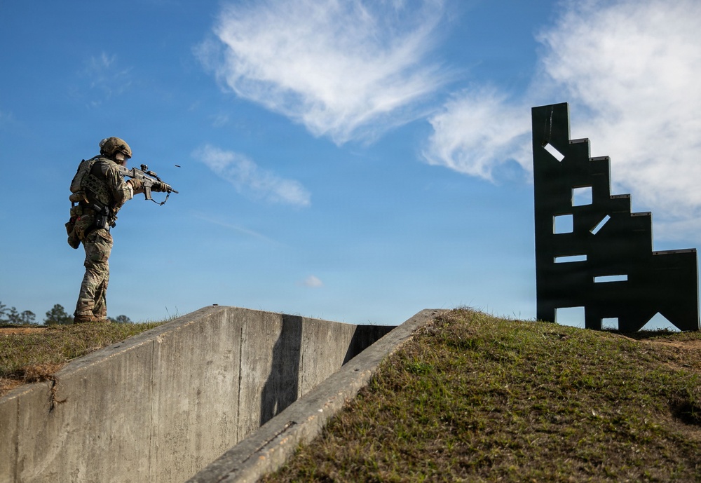 Sentry South 26-2 HK416 Rifle Range