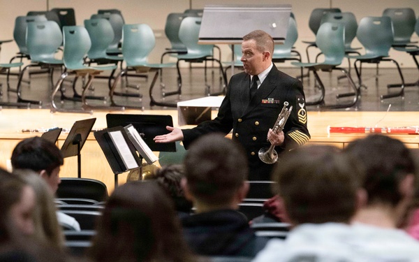 Navy Band Master Chief visits hometown high school
