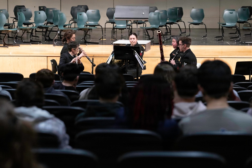 Navy Band Master Chief visits hometown high school