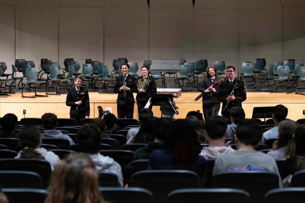 Navy Band Master Chief visits hometown high school