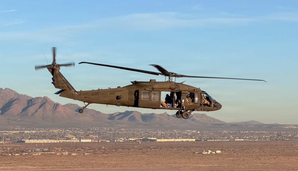 Combat Aviation Brigade, 1st Armored Division Soldiers capture a division run