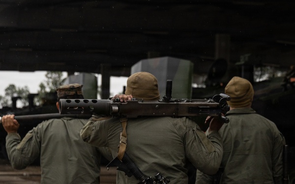 Marines conduct ACV convoy to Morehead City for TCAT 26.1
