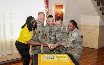 Fort Lee launches Army Emergency Relief campaign with leadership proclamation signing