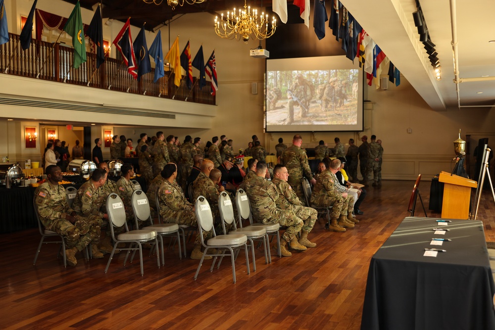 Fort Lee launches Army Emergency Relief campaign with leadership proclamation signing