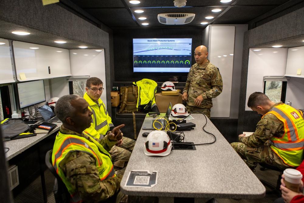 U.S. Army Corps of Engineers Deputy Commanding General visits Potomac Interceptor response