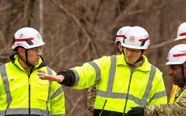 U.S. Army Corps of Engineers Deputy Commanding General visits Potomac Interceptor response