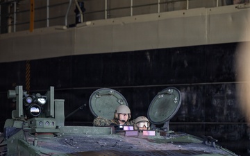 Marines with 2nd AA Bn conduct ACV well deck operations aboard USS Arlington