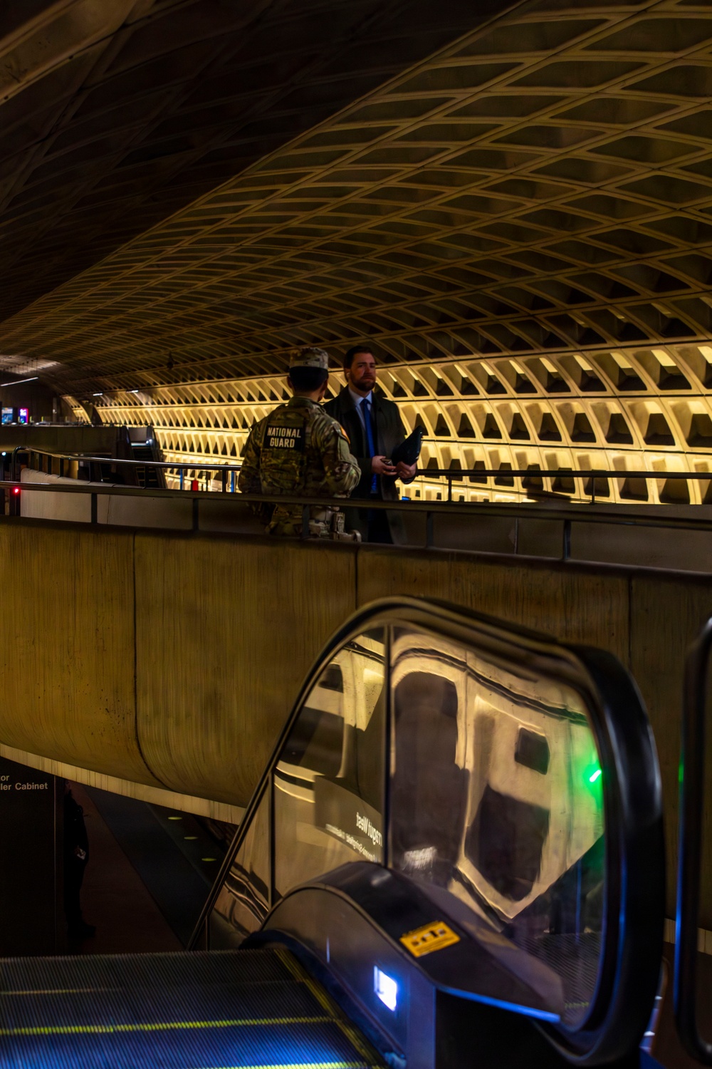 Florida National Guard Connects with D.C. Commuters at Farragut West