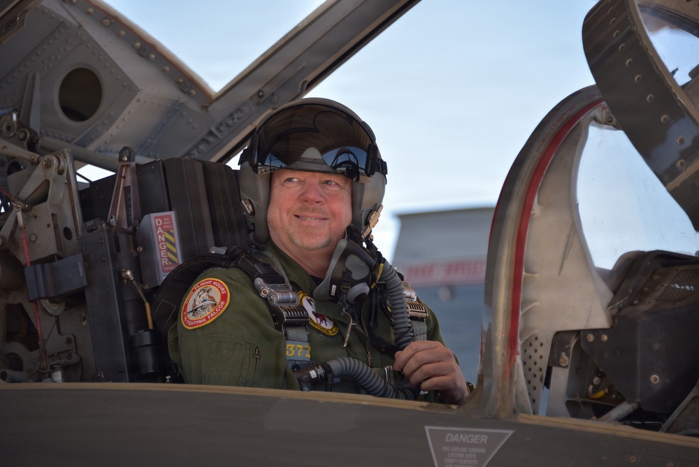 Royal Netherlands Air Force Colonel Robert van den Heuvel visit ENJJPT