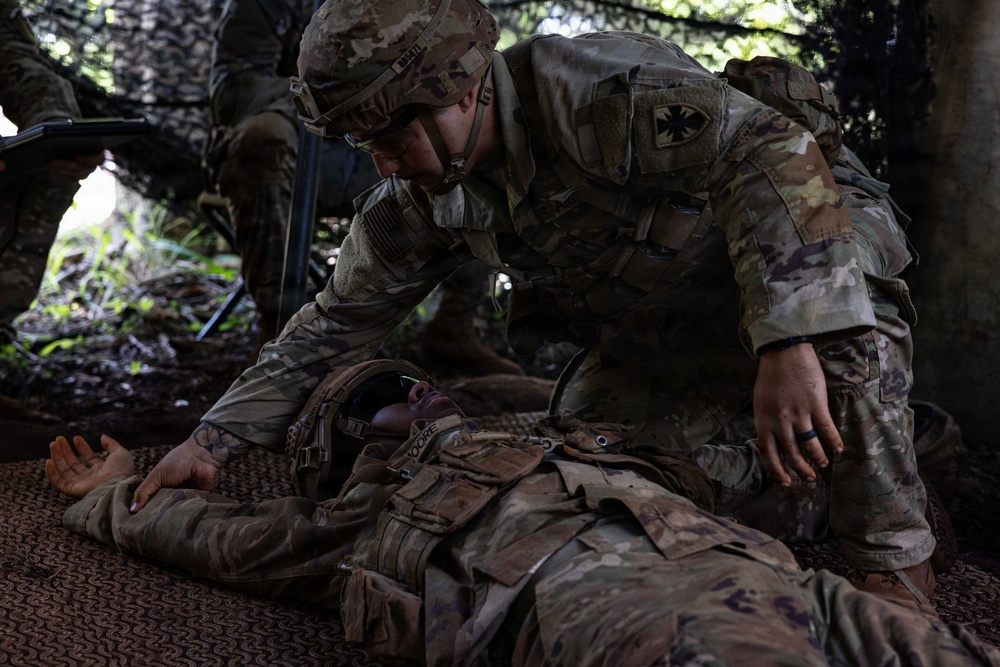 8th Theater Sustainment Command Soldiers Train for E3B Medical Lanes